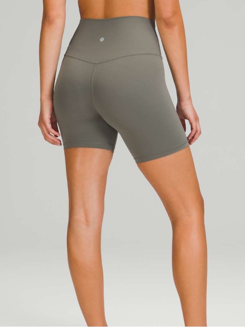Lululemon Size 18 Align Short 6inch inseam in Grey Sage